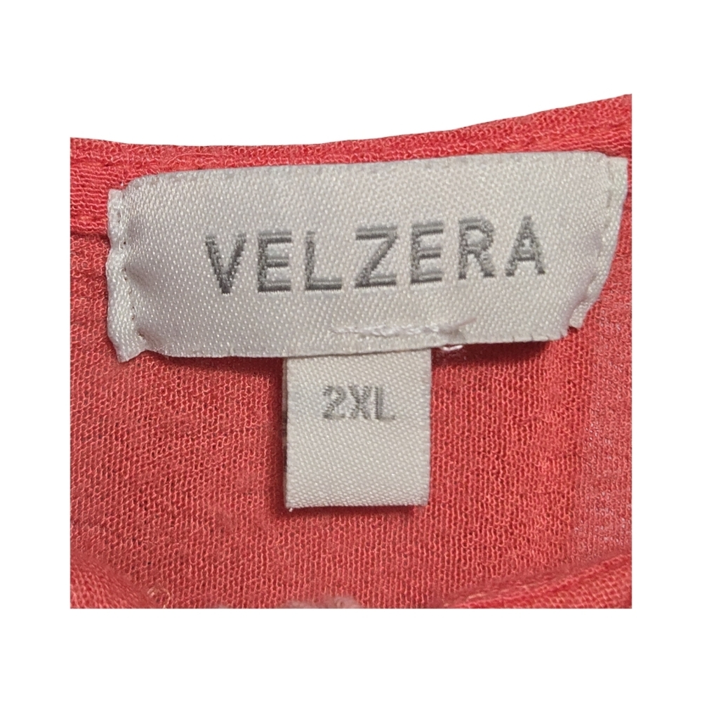 Velzera Coral Tunic with Embroidery SIZE XL - Picture 3 of 3